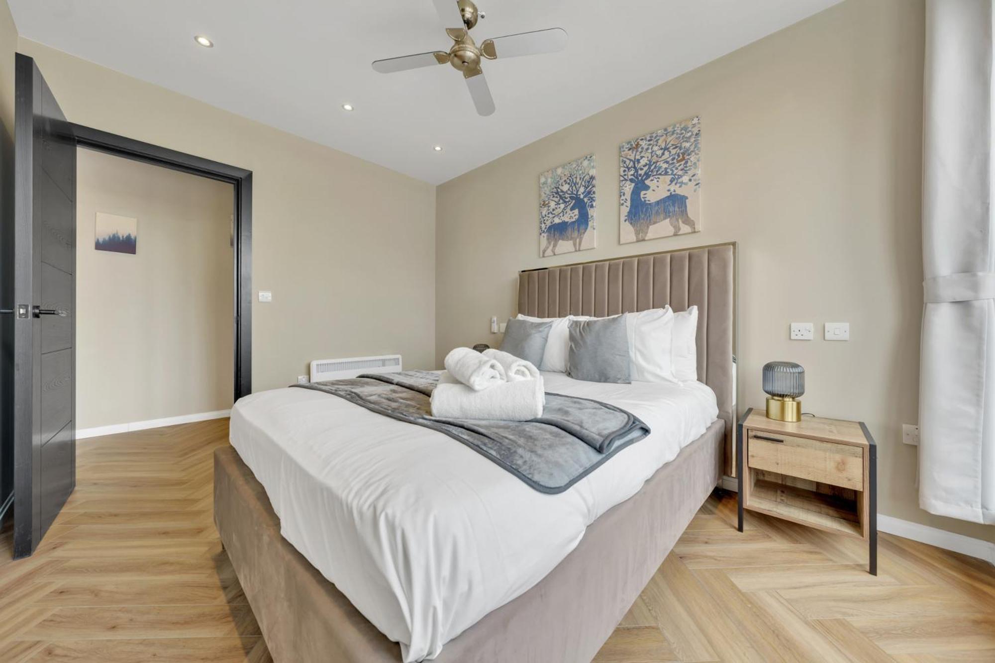 Oyo Fine B&B Hanwell Ngoại thất bức ảnh